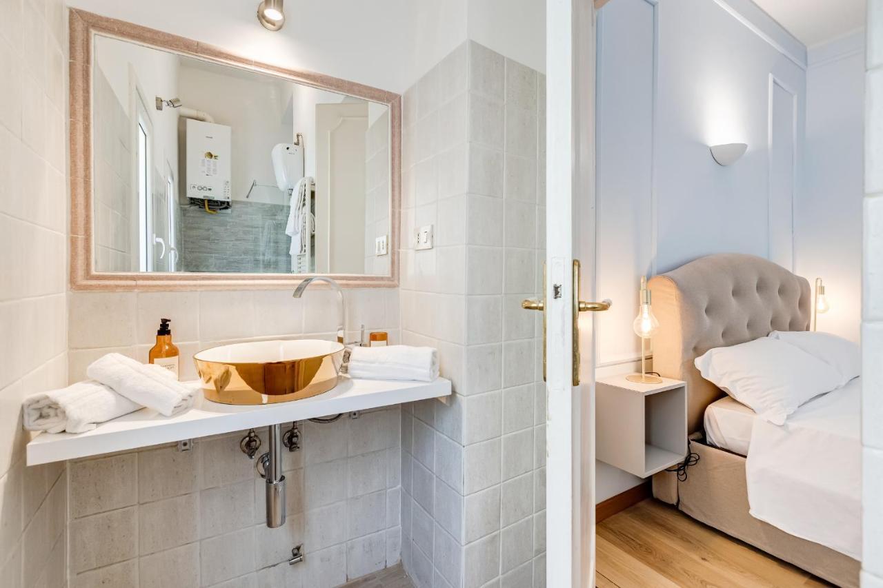 Via Del Corso Charme Apartment Рим Экстерьер фото